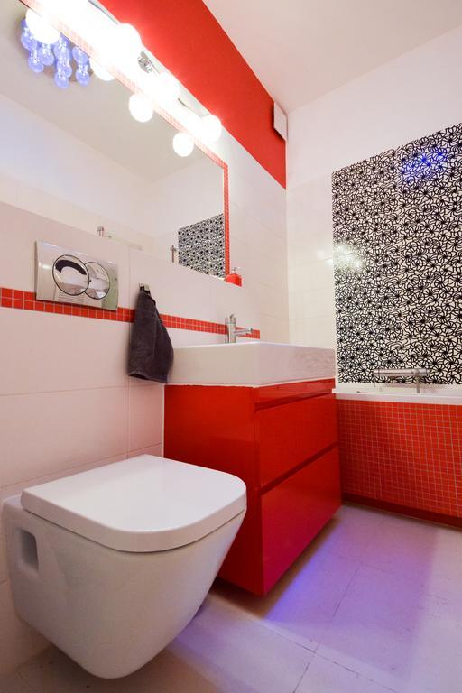 Shortstaypoland Bialobrzeska Varsovie Extérieur photo