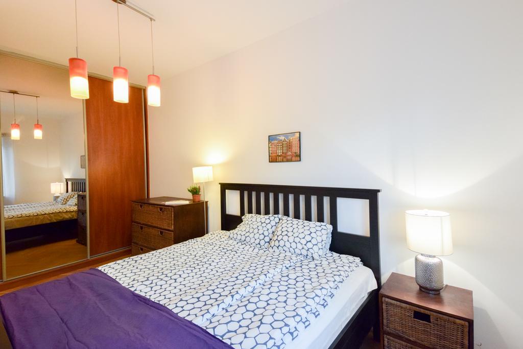 Shortstaypoland Bialobrzeska Varsovie Extérieur photo